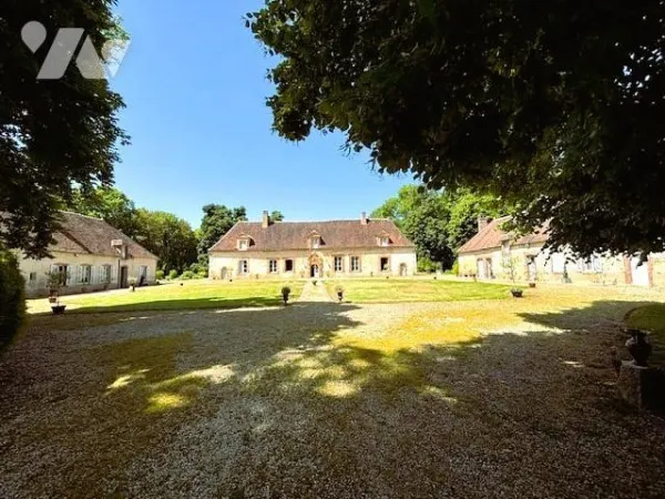 Aed - 16th-Century House with Garden in Chambeugle