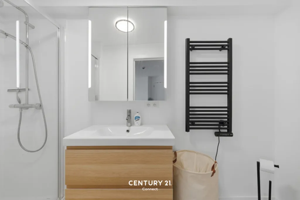 Vannitoad - Renovated Apartment with Terrace in Leuven