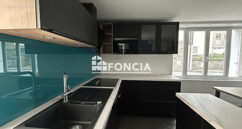 Cuisine - Duplex Rénové en Centre-Ville à Melesse
