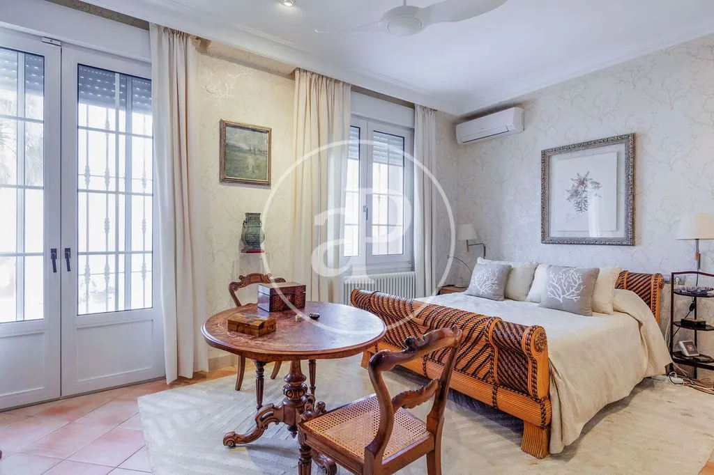 Chambres - Luxury Villa with Seafront Views in Burriana