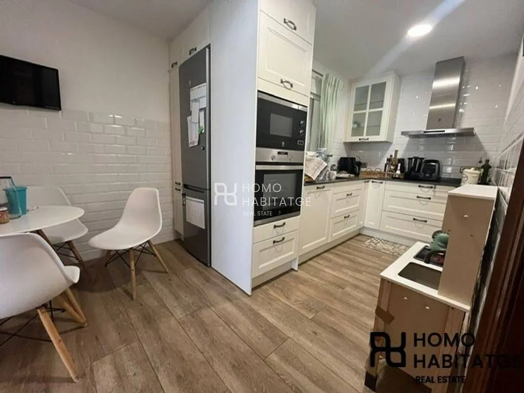 Köök - Modern Flat with Balcony in Egara, Terrassa