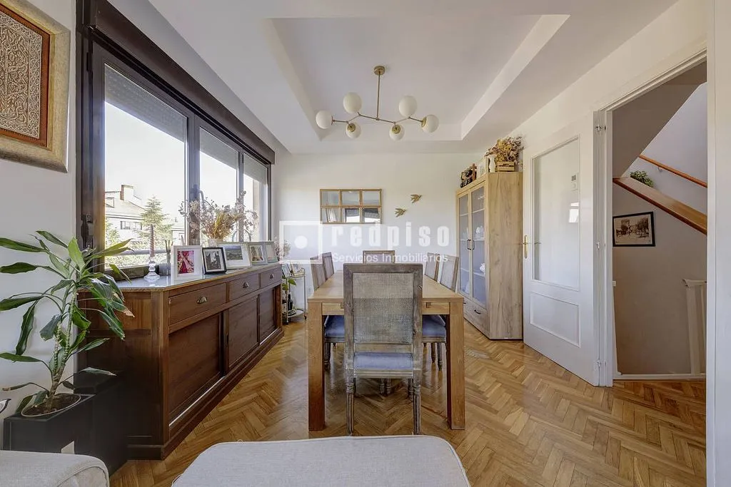 Dining Room - Duplex with Pool and Terrace in Boadilla del Monte