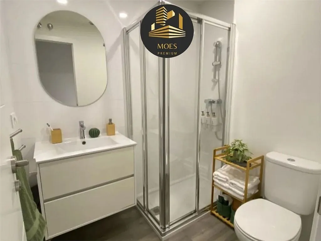 Salles de bain - Apartment with Air Conditioning in Belén, San Roque