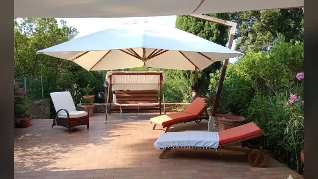 Terrasse - Villa with Garden in Punta Ala