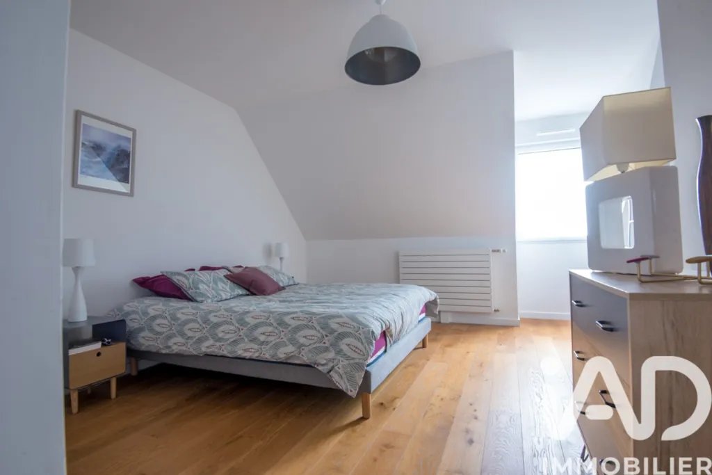 Bedrooms - 6-Piece Apartment with Terraces in Rue des Arènes