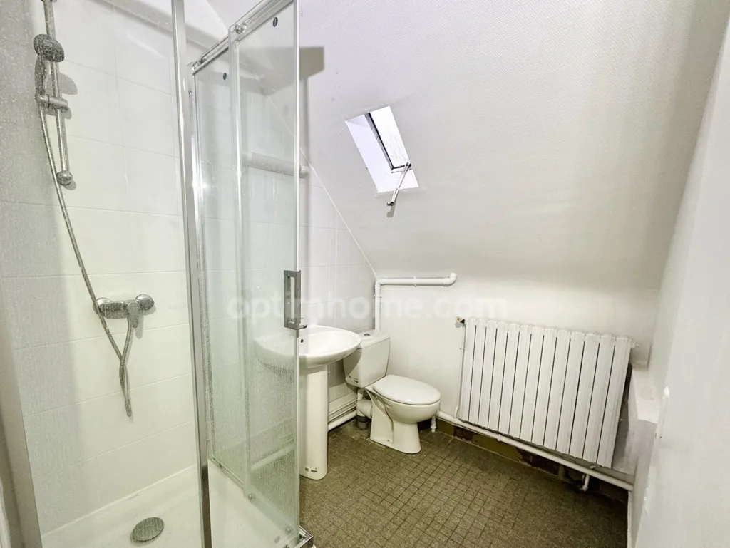 Salles de bain - Maison Familiale avec Jardin à Vimoutiers