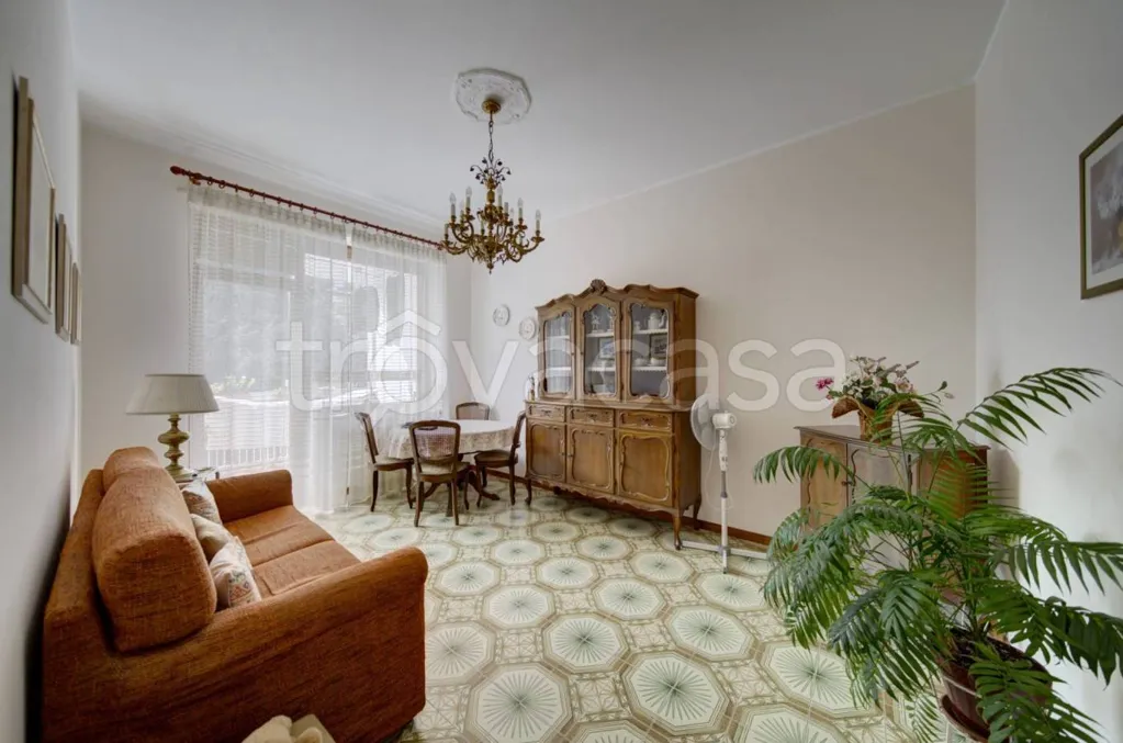 Elutuba - Newly Built Apartment with Balcony in Turin