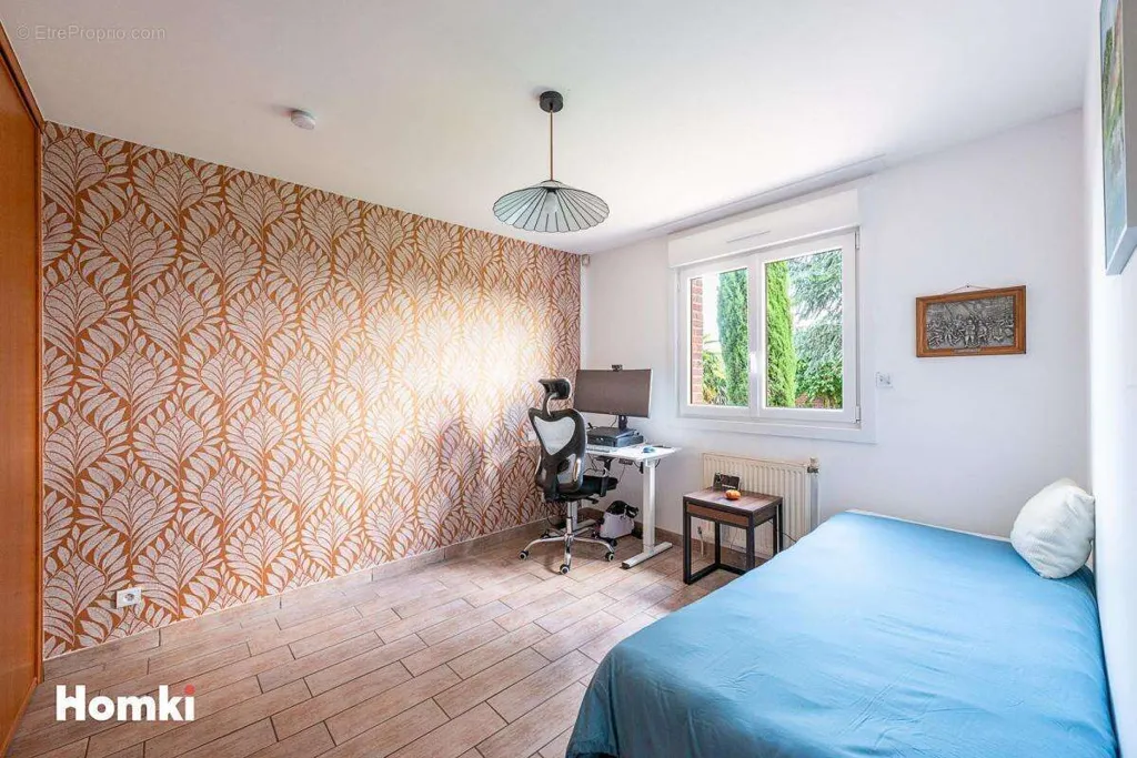 Chambres - Maison avec Piscine Chauffée à Oisy
