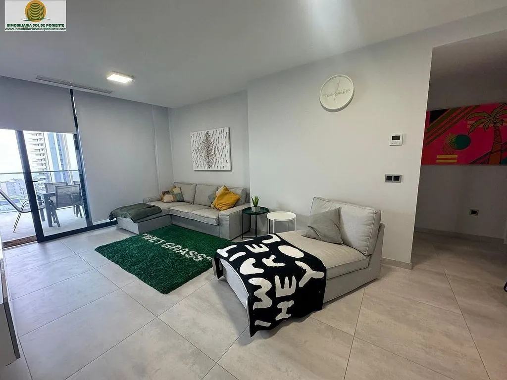Elutuba - Modern Apartment with Pool in Poniente Beach