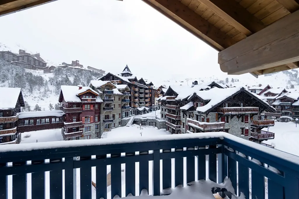 Rõdu - Luxury 2-Bed Flat with Balcony in Les Arcs