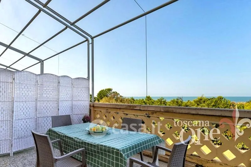 Terrasse - Apartment with Sea View in Calambrone, Pisa