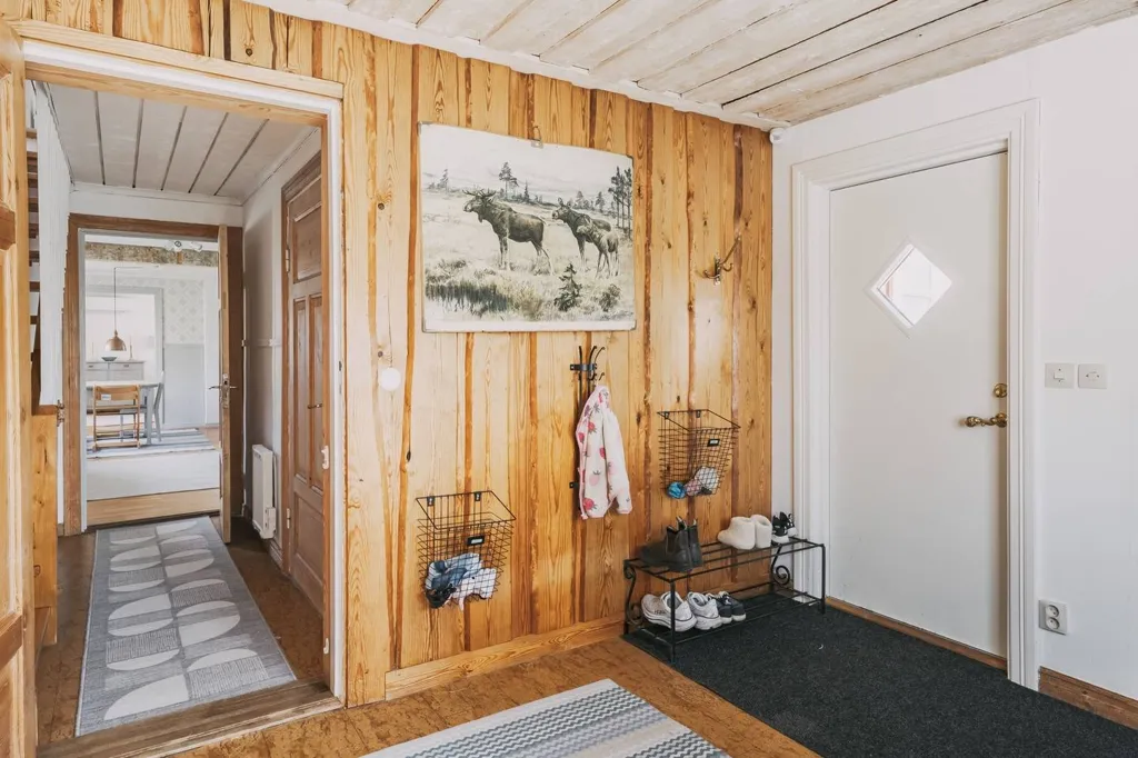 Entrée - Charming Red Villa with Countryside View in Jula