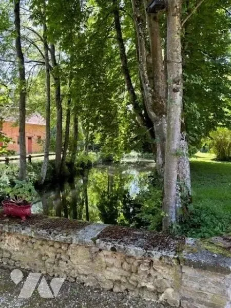 Aed - 16th-Century House with Garden in Chambeugle