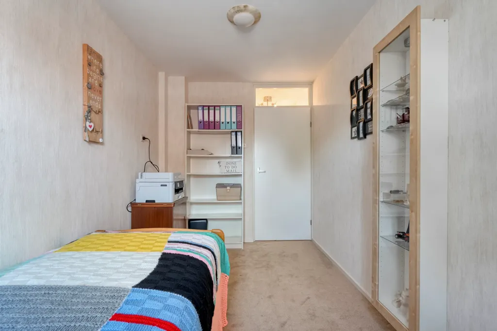 Magamistoad - Spacious Corner House with Garden in Hoogeveen