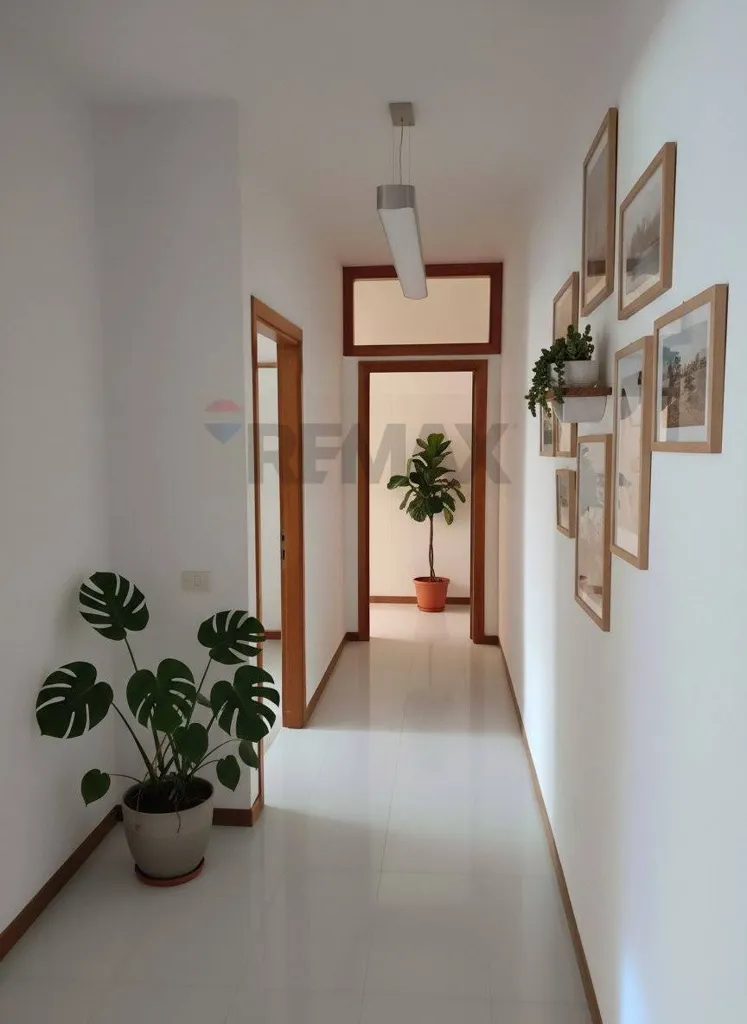 Esik - Bright Apartment with Terrace in Vasto