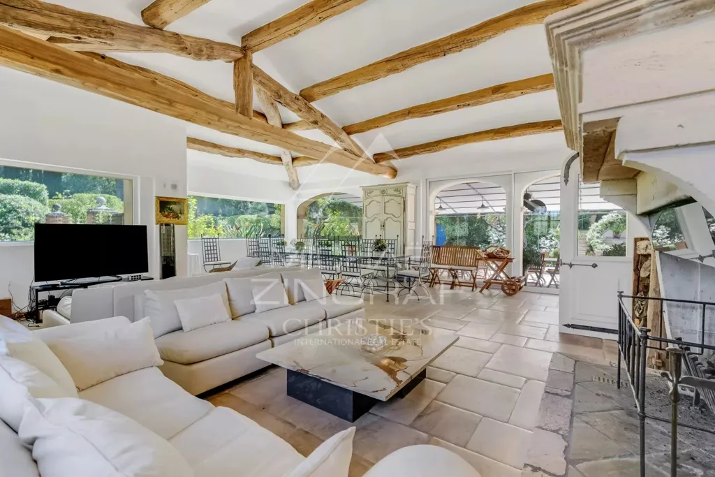 Séjour - Villa avec Piscine et Jardins à Ramatuelle