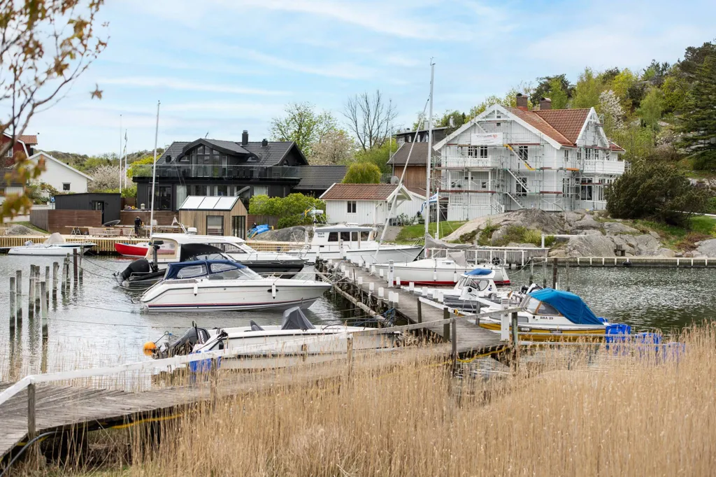 Välivaade - Iconic Villa with Private Boat Dock in Ängholmsparken