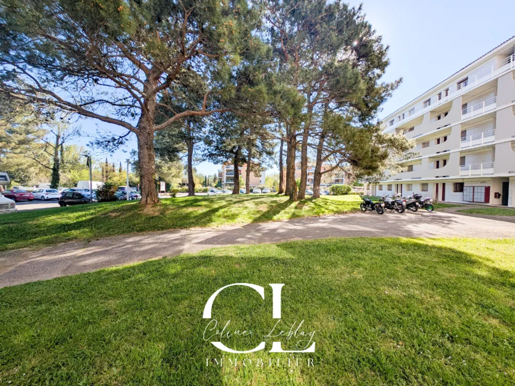 Aed - Studio with Parking in Aix-en-Provence