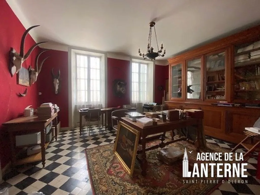 Office - Luxury House with Garden in Saint-Pierre-d'Oléron