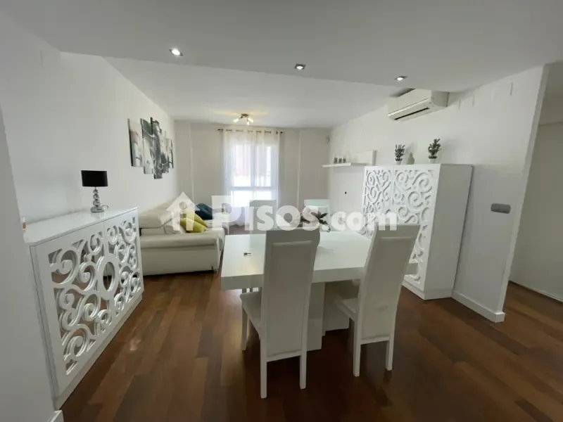 Salle à manger - Modernised Duplex with Mountain View in Beniparrell