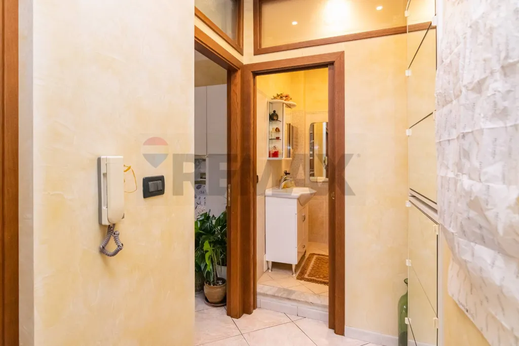 Ingresso - Apartment with Balcony in Corso Italia, Catania