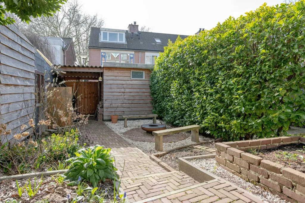 Jardin - Characterful Apartment with Garden in Vreewijk