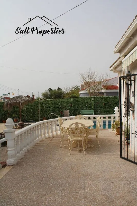 Terrazza - Villa with Pool in La Siesta