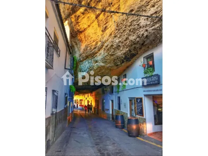 Duplex with Terraces in Setenil de las Bodegas