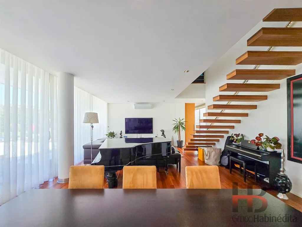 Söögituba - Isolated Villa with Heated Pool in Vila Nova de Gaia
