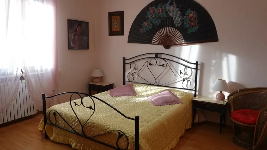 Chambres - Semi-detached Apartment with Garden in Suzzara