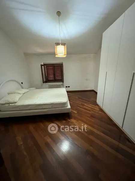 Magamistoad - Atrium Apartment with Parquet in Sarnico