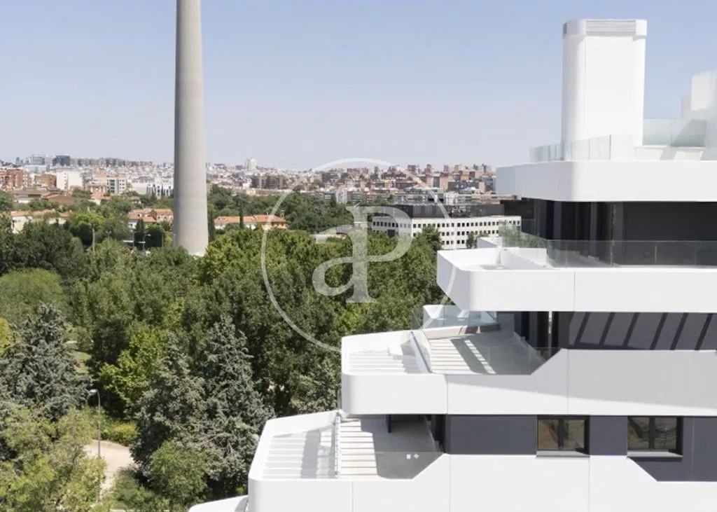 Välivaade - Luxury Flat with Pool in Madrid's Retiro