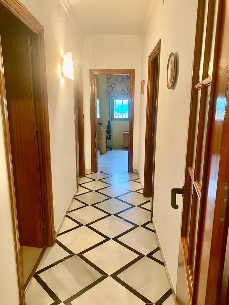 Esik - Detached House with Pool in Sanlúcar de Barrameda