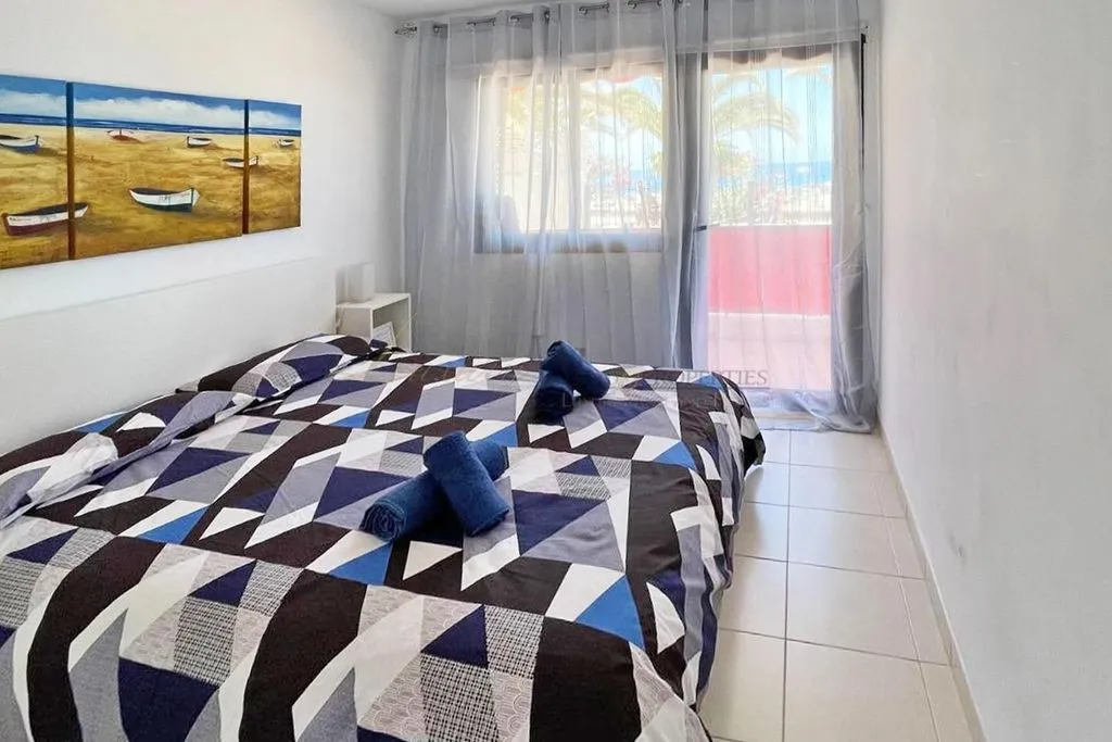 Chambres - 2-Bedroom Seafront Apartment in Los Cristianos