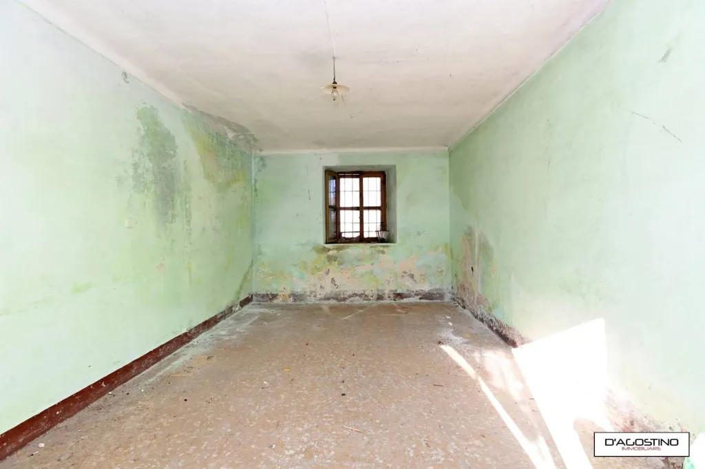 Toad - Terraced House with Garden in Rivarolo Canavese