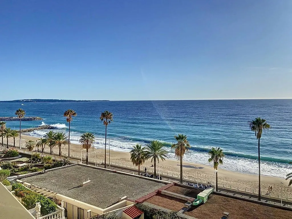 Rõdu - Luxury Flat with Panoramic View in Cannes