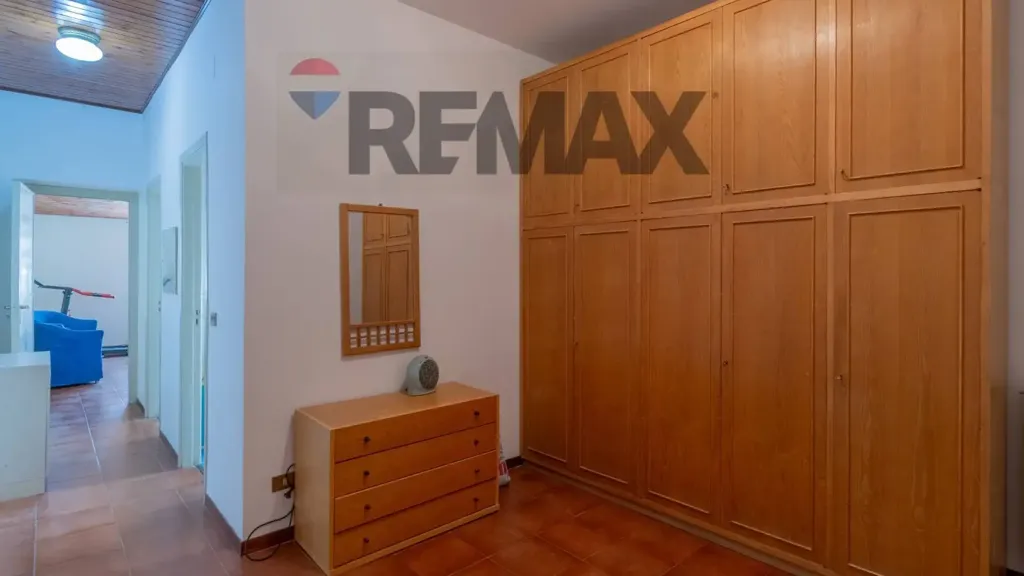 Esik - Two-Level Apartment with Balcony in Palermo