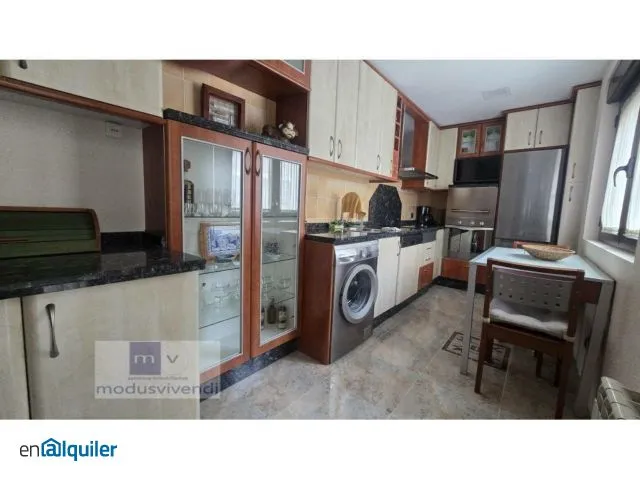 Cuisine - Apartment with Elevator in San Esteban, León
