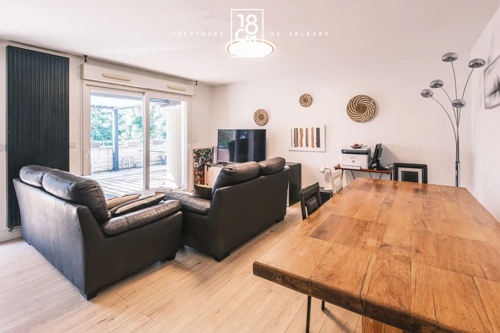 Soggiorno - Apartment with Terrace in Chambéry