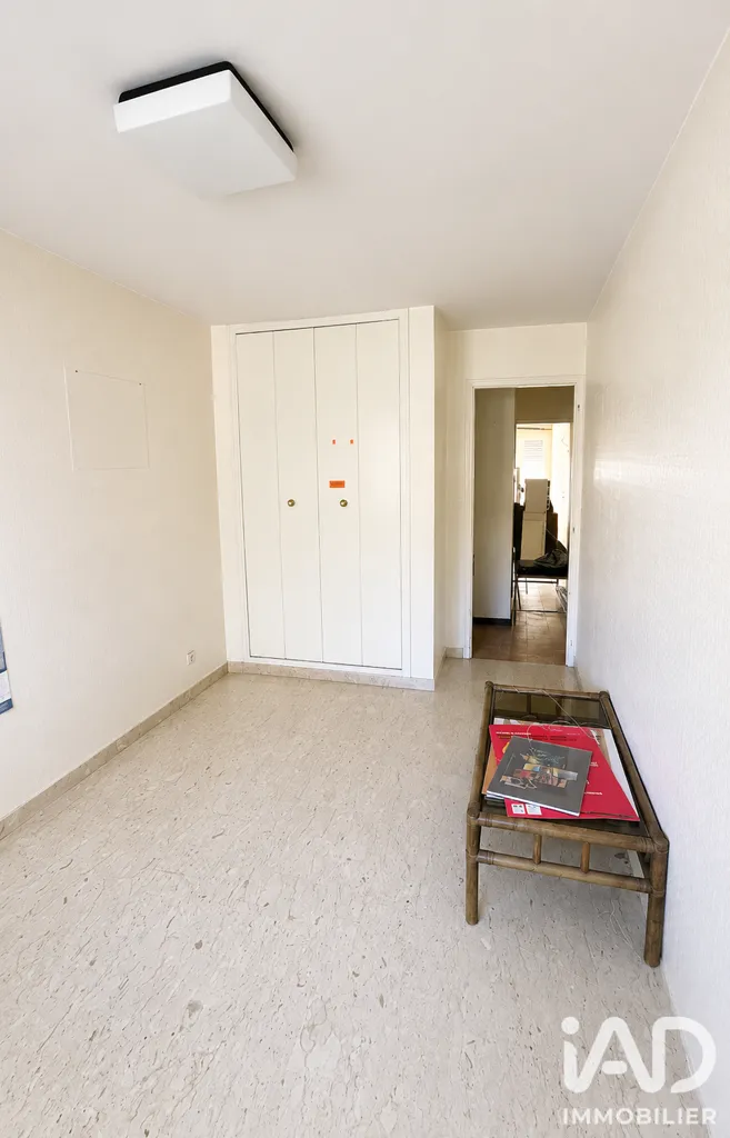 Magamistoad - Toulon Apartment with North-South Exposure