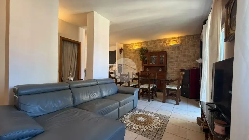 Elutuba - Rustic Apartment with Balcony in Nerola