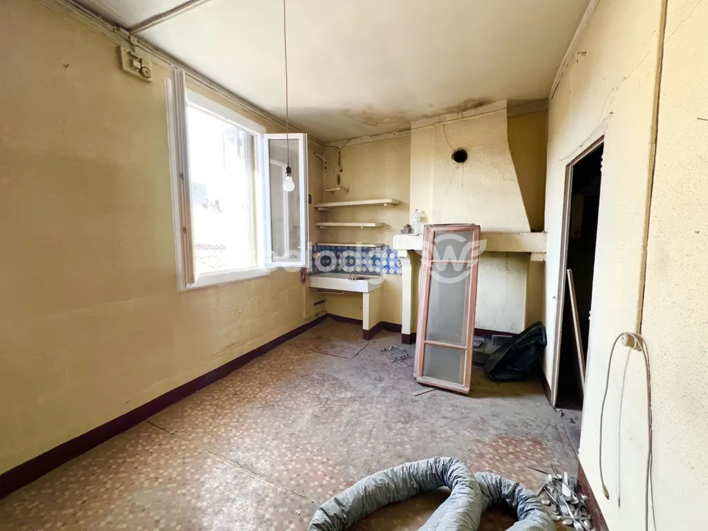 Stanze - Duplex with Potential in Avignon Centre