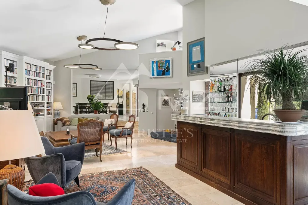 Séjour - Villa Familiale avec Piscine à Mougins