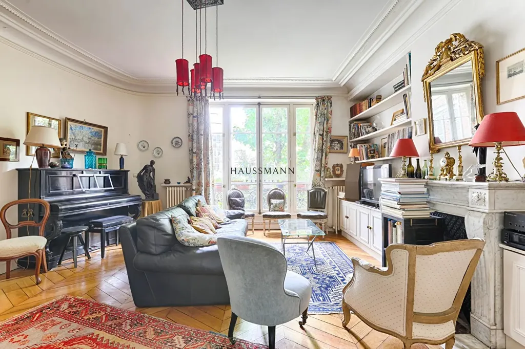 Elutuba - Flat with Garden View in Paris 9th