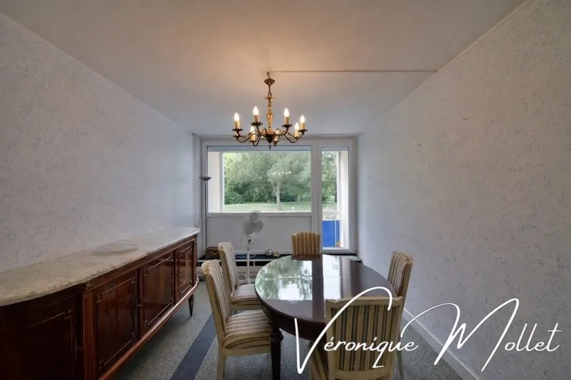 Salle à manger - Appartement avec Vue sur Parc au Calme à Blanquefort