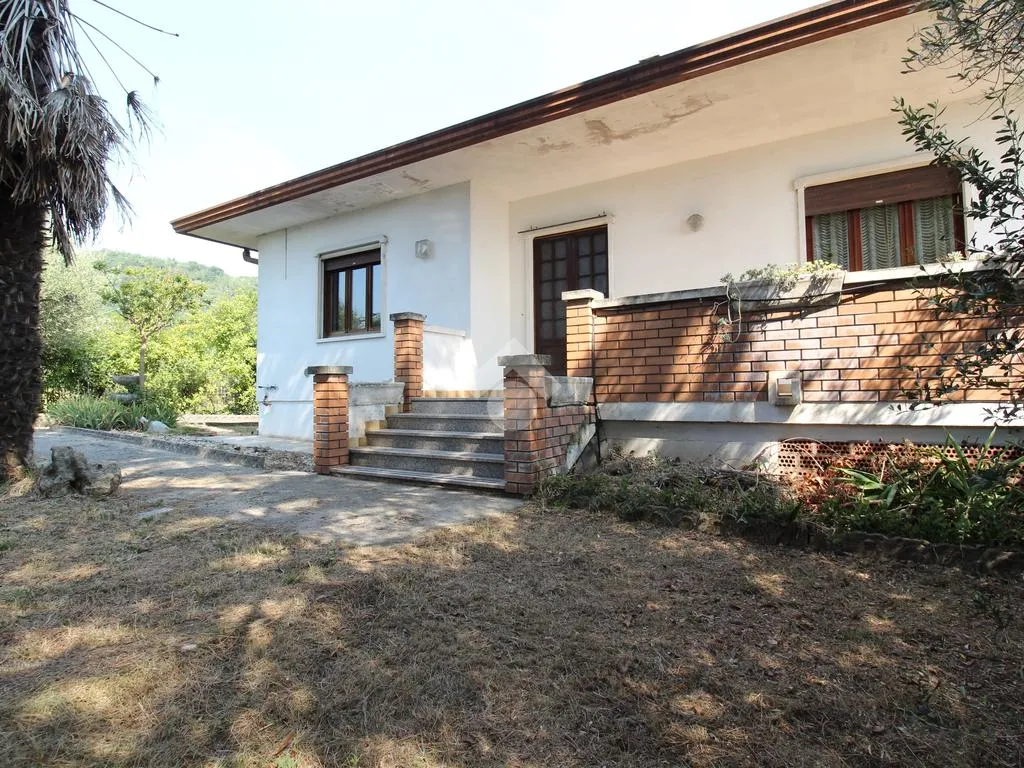 Välivaade - Independent House with Garden in Zermeghedo