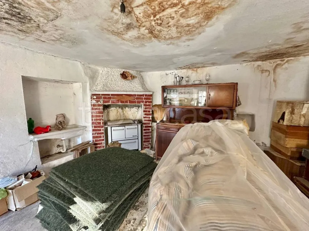 Toad - Traditional Mountain Cottage in Brossasco