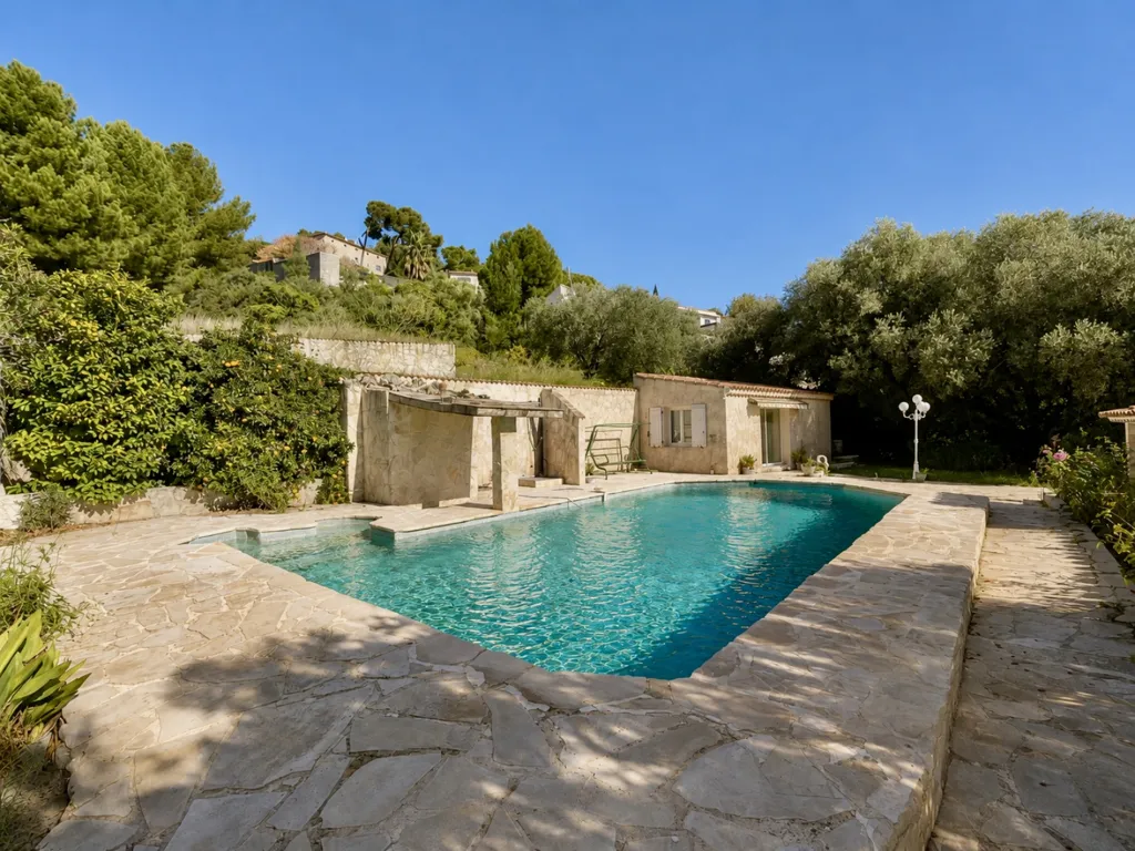 Piscine - Maison Familiale avec Piscine et Vue Dominante à Château-Gombert