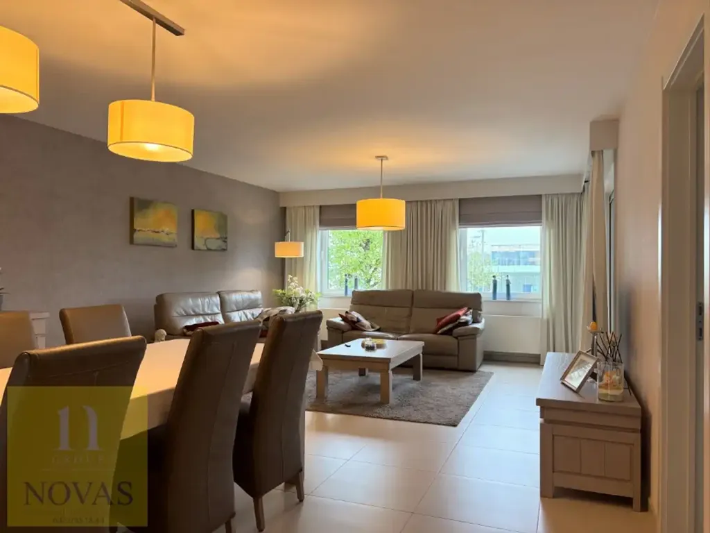 Salle à manger - Appartement avec 2 Terrasses en Centre-ville de Lommel