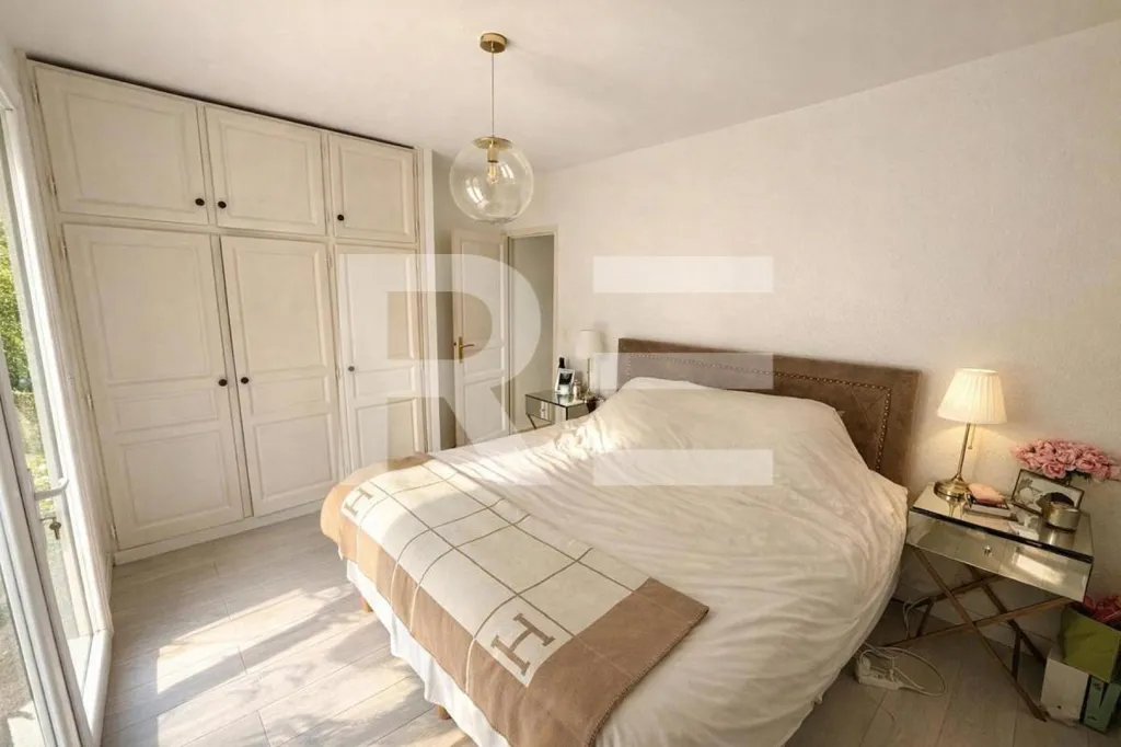 Chambres - Villa Rénovée avec Piscine à Nîmes